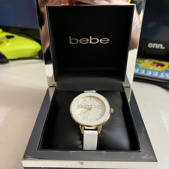 Bebe watch - Picture 2 of 5